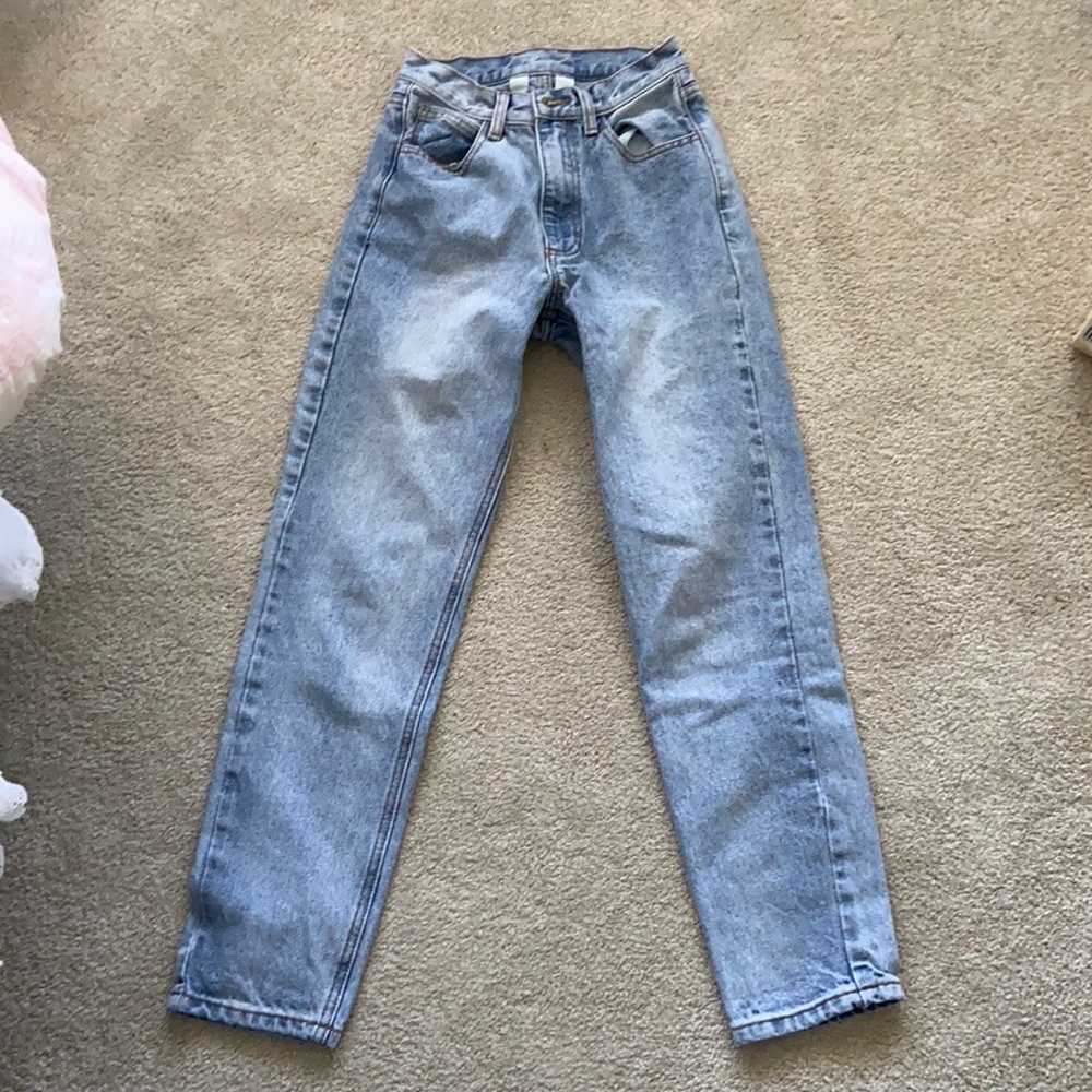 BRANDY MELVILLE JEANS